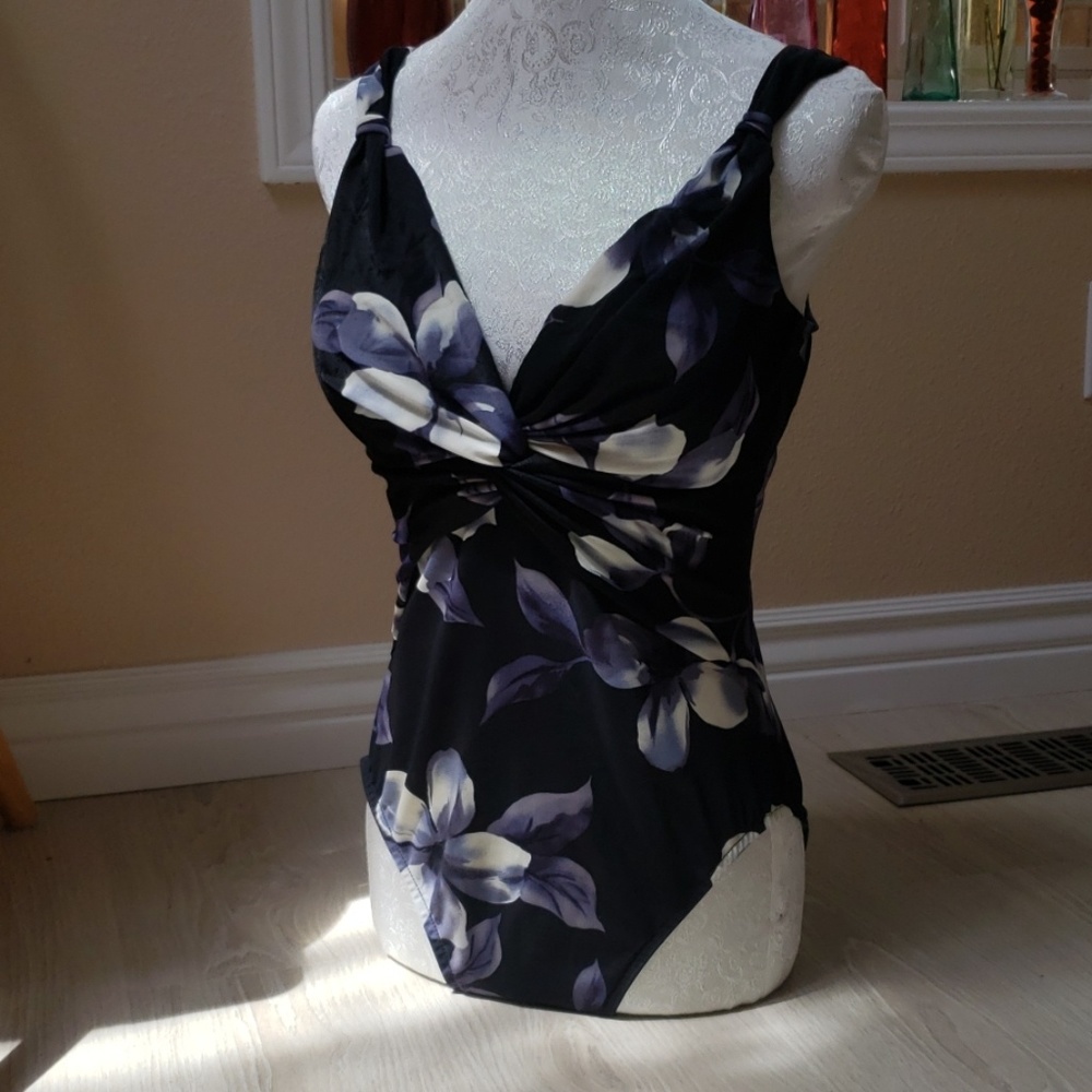 Miraclesuit one piece bathing suit, sz. 12